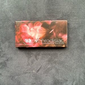 Urban Decay Aphrodisiac eyeshadow palette